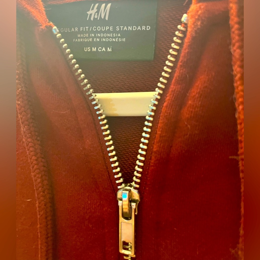 Maroon H&M Zip Up Hoodie ✨